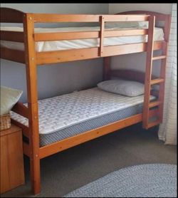 🔥🔥BUNK BED WITH MATTRESS INCLUDED 🔥