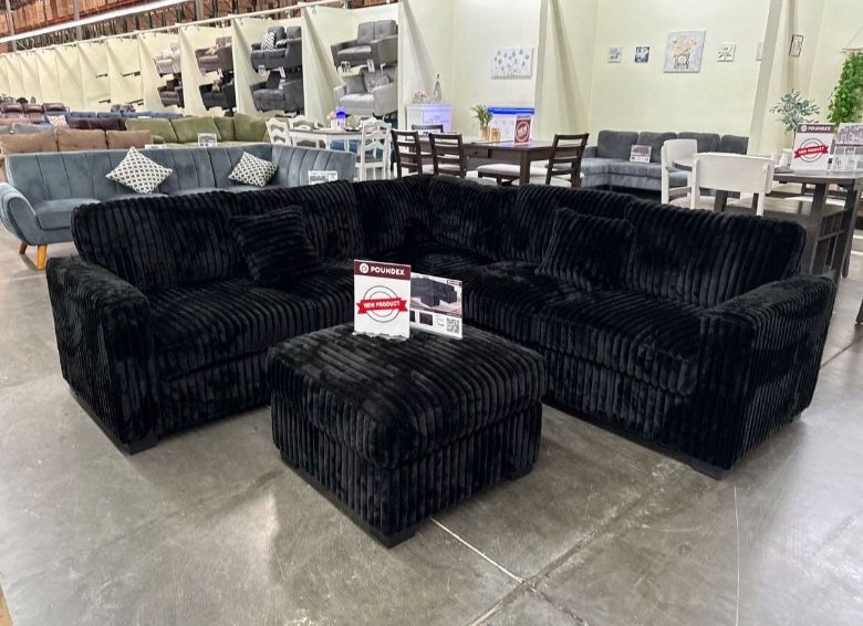 4pcs. Black Velvet SofaSectionalS3t