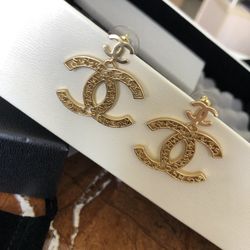 chanel earrings authentic cc