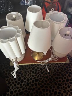 Short table lamps