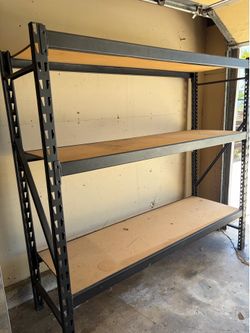 Garage shelving unit