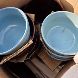 Box of plates and bowls!
