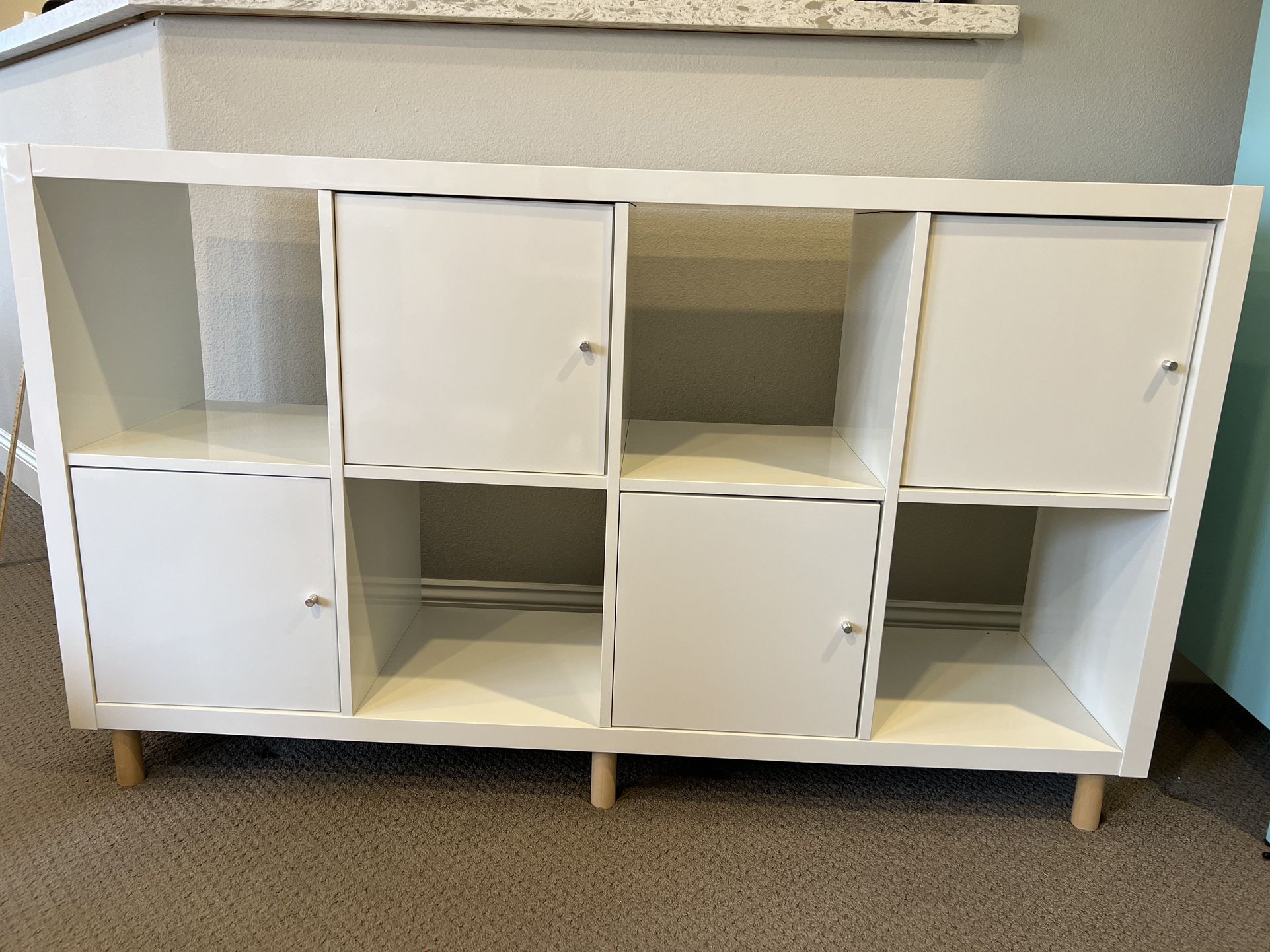 Kallax IKEA Shelving Unit, With Doors And Feet, High Gloss