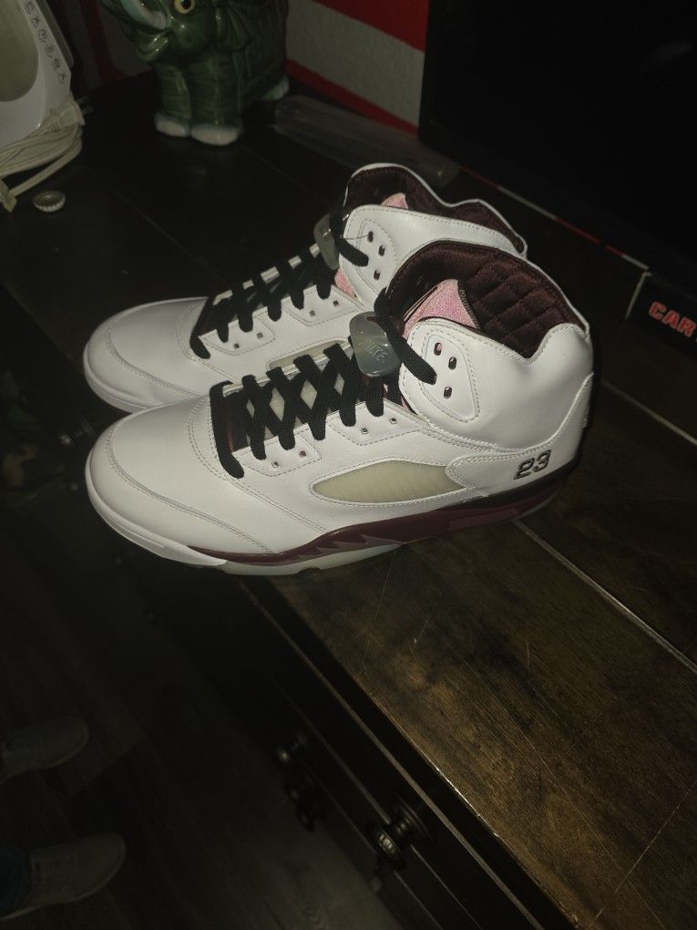 Jordan Retro 5 Sp White - Purple