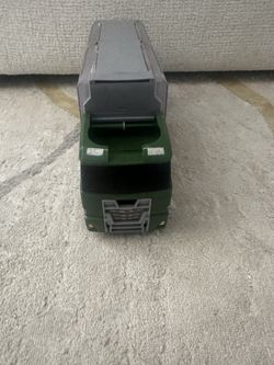 Toy truck car carrier