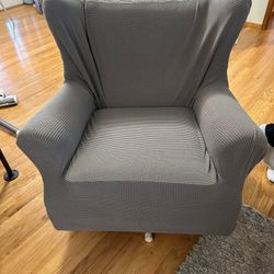 Grandma Rocking Chair 