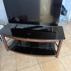 Samsung Tv With Remote And Tv Stand For Sale Need Gone ASAP
