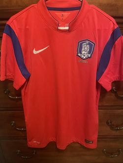 Korea Men’s Soccer jersey Medium