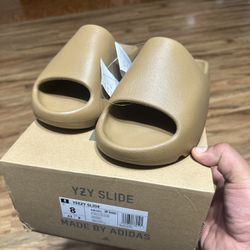ADIDAS YEEZY SLIDE OCHRE 