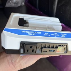 HART 40V 300 Watt Battery Powered Power Source With LED Light+Carry Handle