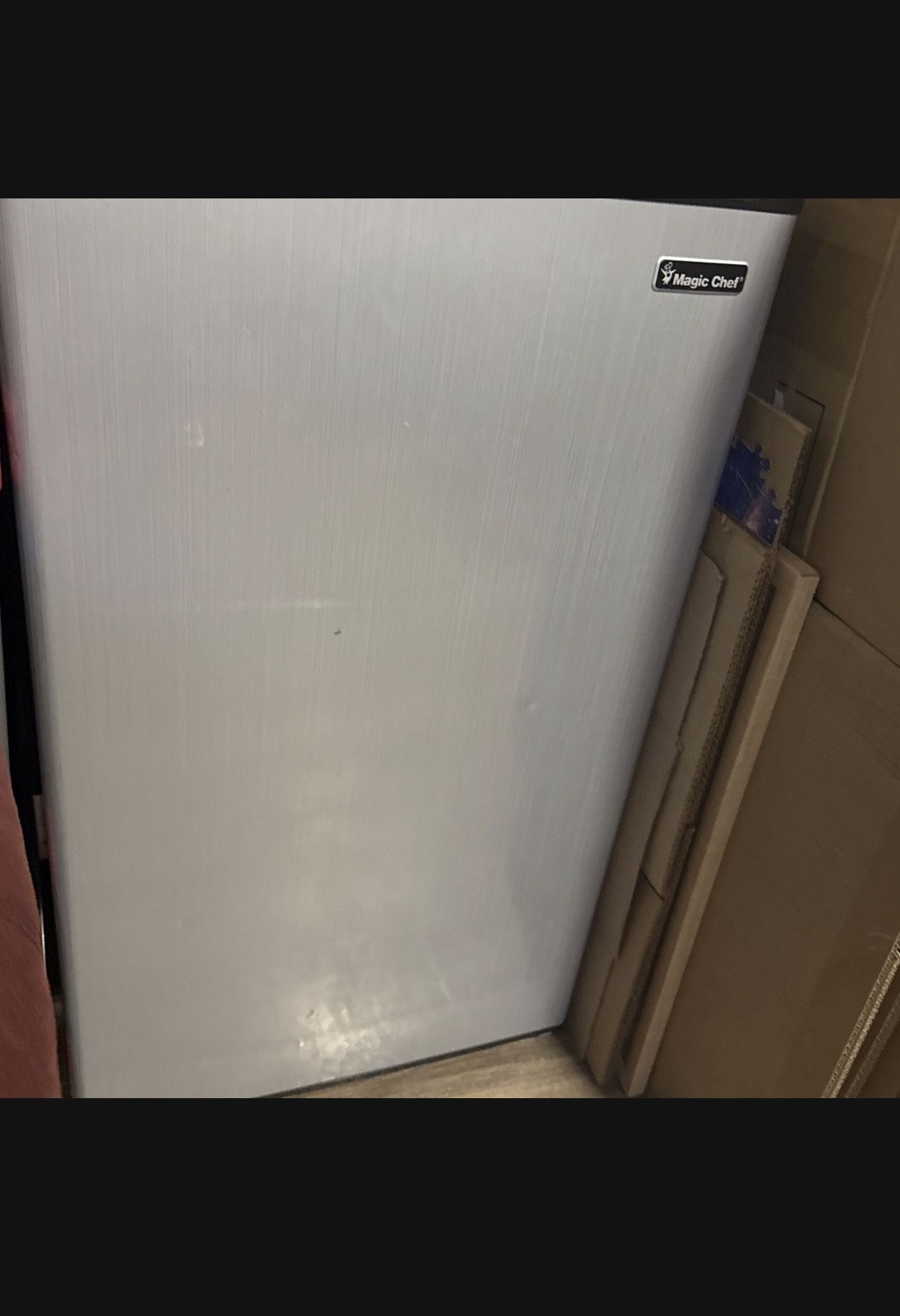 Mini Fridge Magic Chef