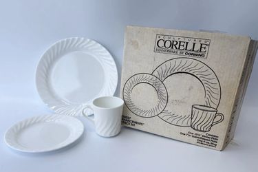 Corelle Sculptured Enhancements 3-Piece Dinnerware (4) Sets