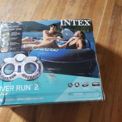 Intex River Run 2 Person Inflatable Floating Water Lounge Tube Float w Cooler