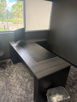L shaped Desk