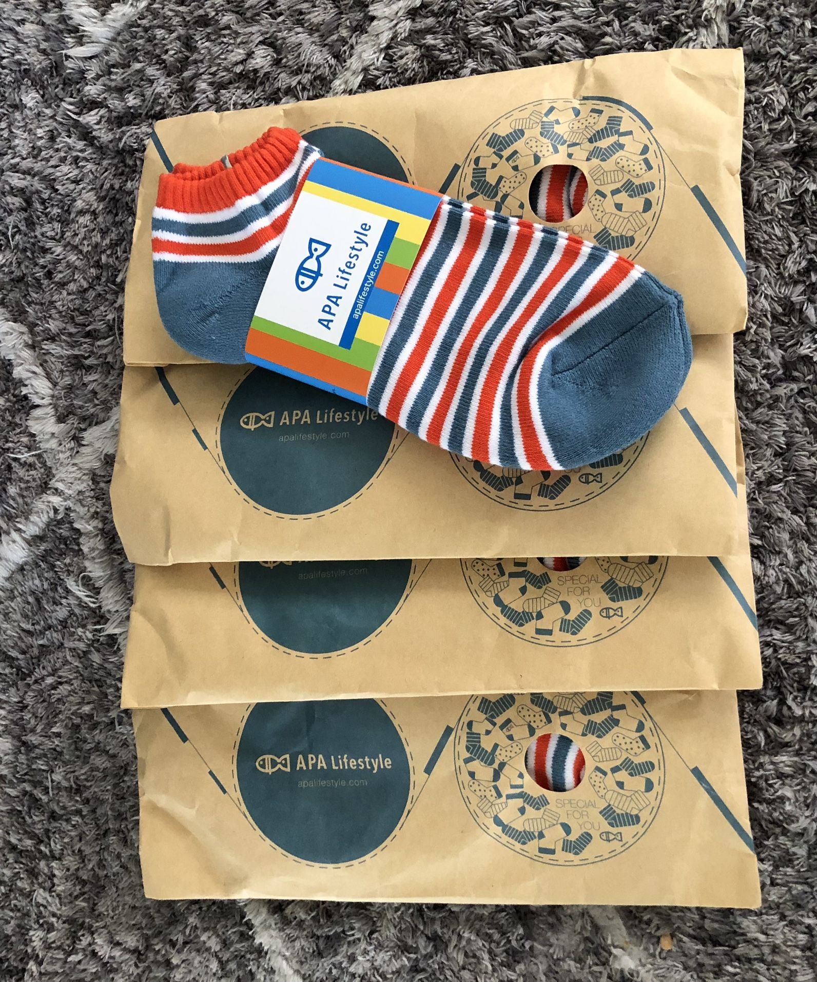 5 Pairs APA Lifestyle Socks Brand New Unopened 