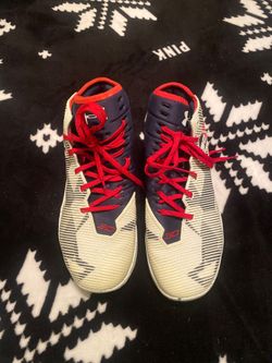 Curry UnderArmor basketball shoes