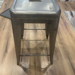 Metal Bar Stool 