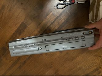 Magnavox DVD/VCR Combo Player (Model MWD2205)