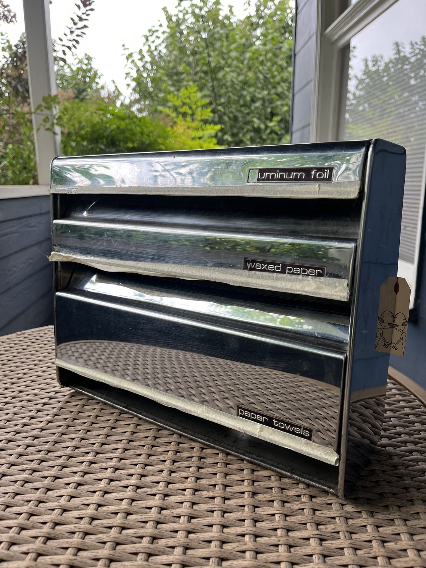 Vintage Lincoln Beauty Ware Chrome Dispenser