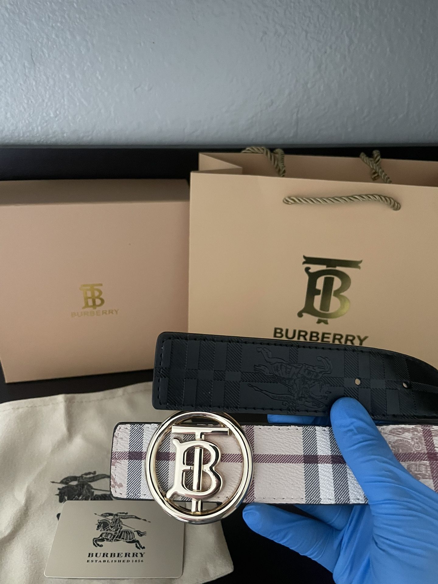 Burberry Belt Size 32