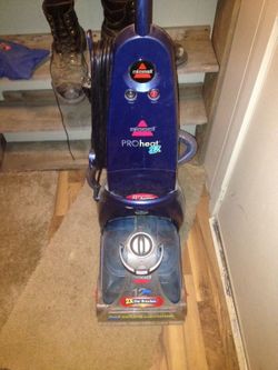 Carpet cleaner