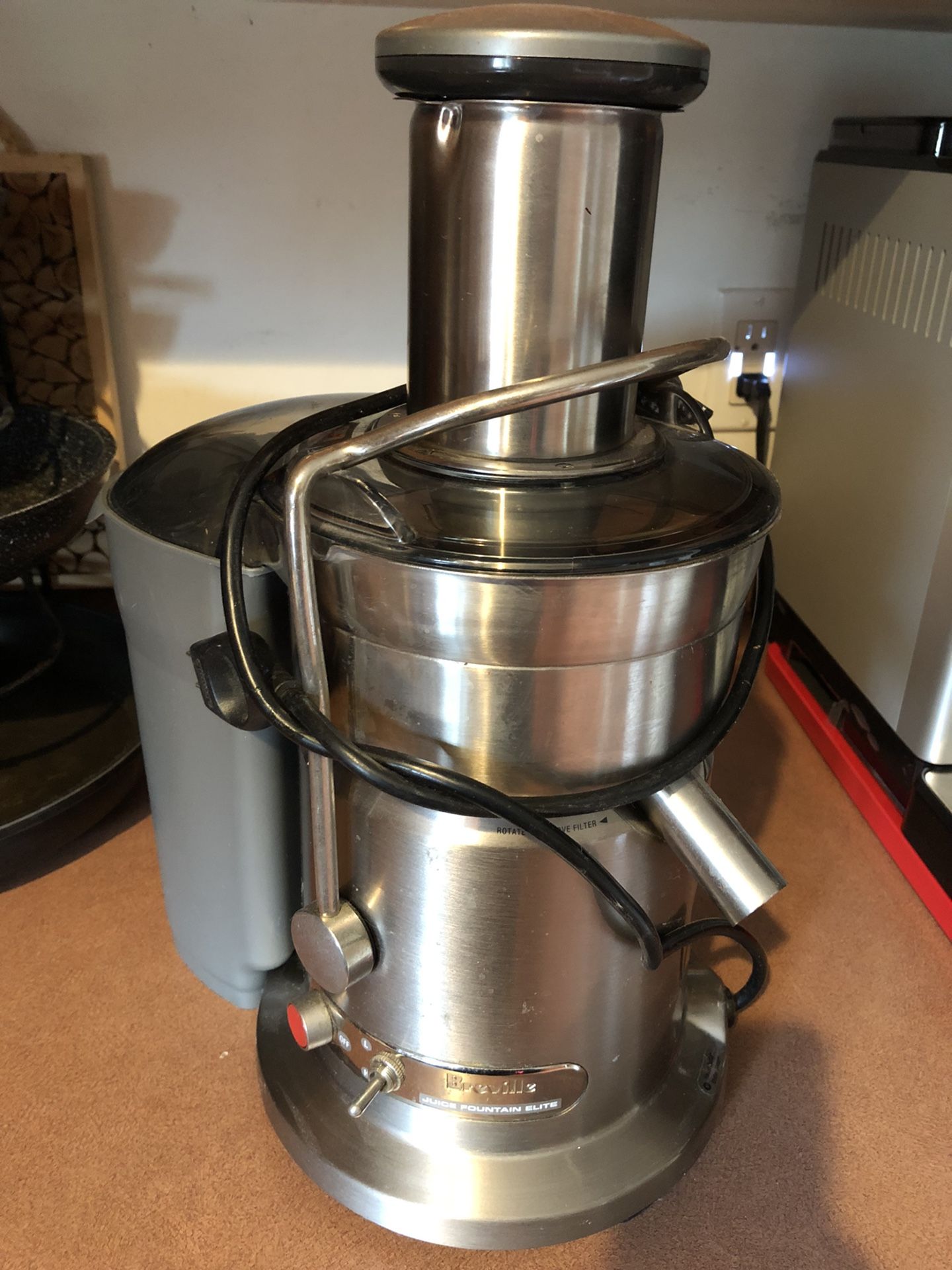 Juicer Breville Juice Fountain Elite 800JEXL