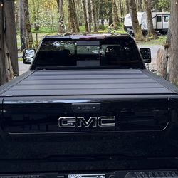 GMC 8ft Long Bed Hard Folding Truck Bed Cover