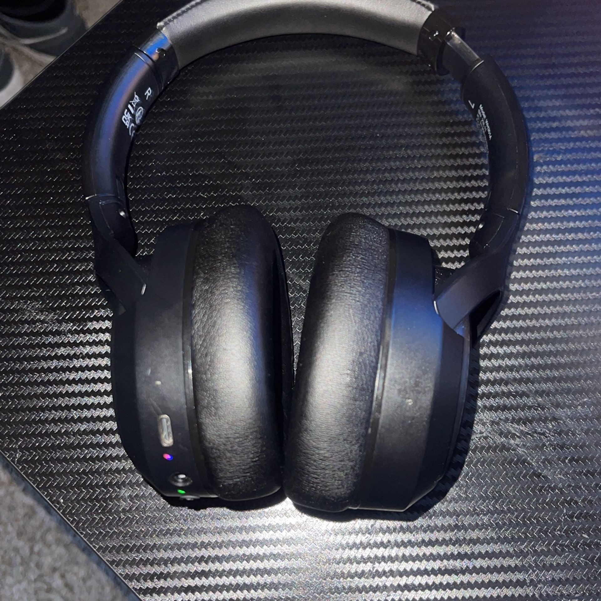 Runolim Headphones