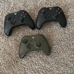 Xbox One Controllers
