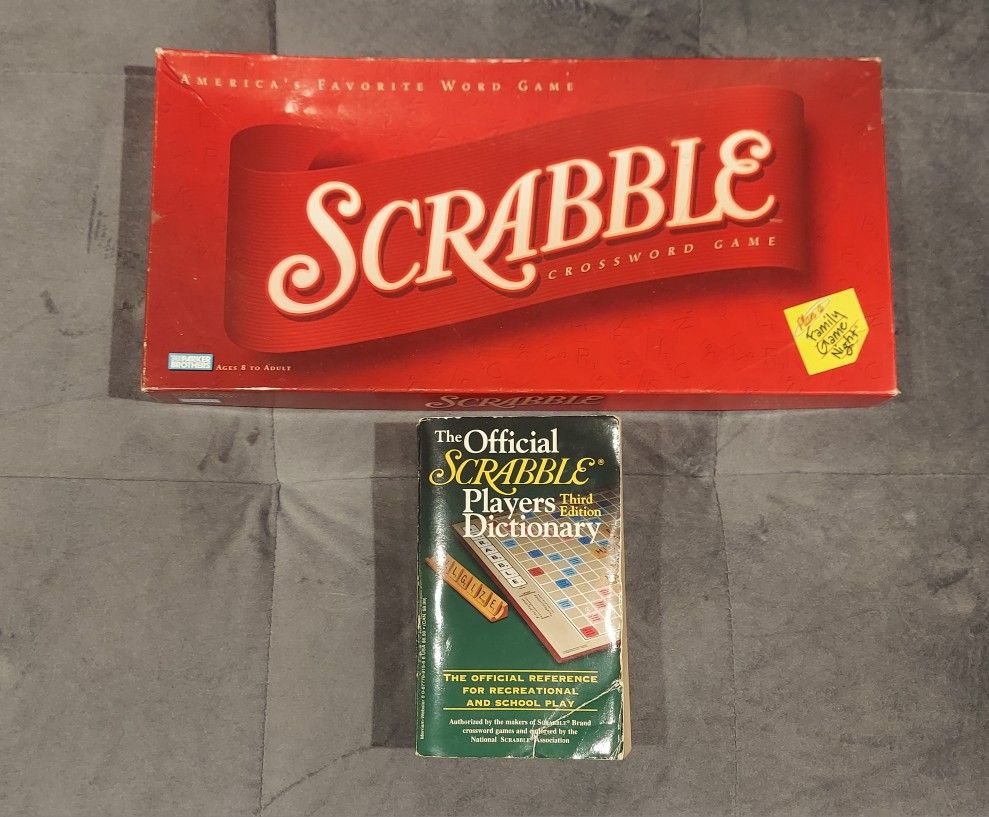 Vintage 2001 Hasbro Parker Brothers Scrabble America's Favorite Word Board Game, CrossWord Game Plus Official Scrabble Dictionary ages 8+