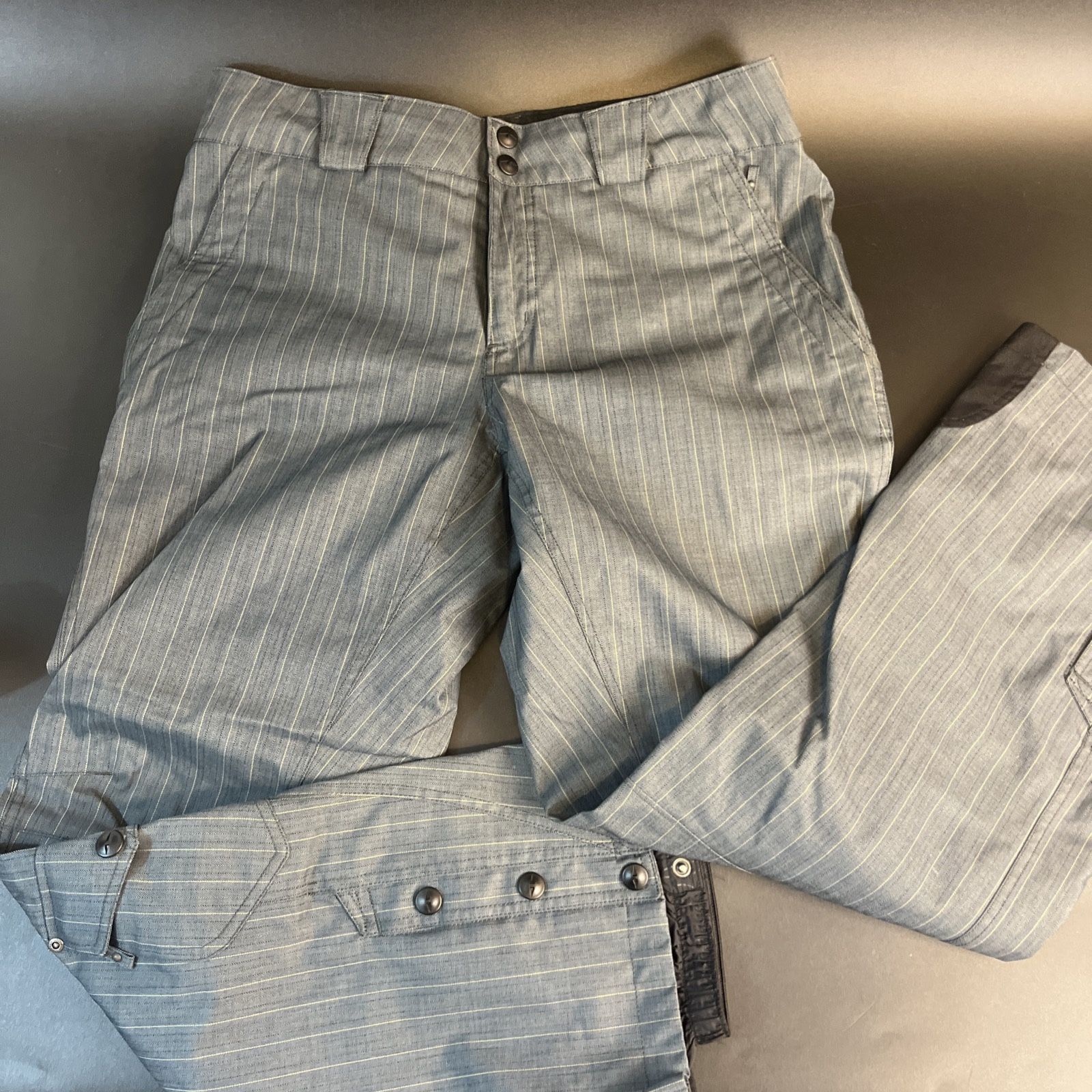 Columbia Women’s Omni Tech Titanium Gray Striped Snow/Ski Pants Large Outdoors