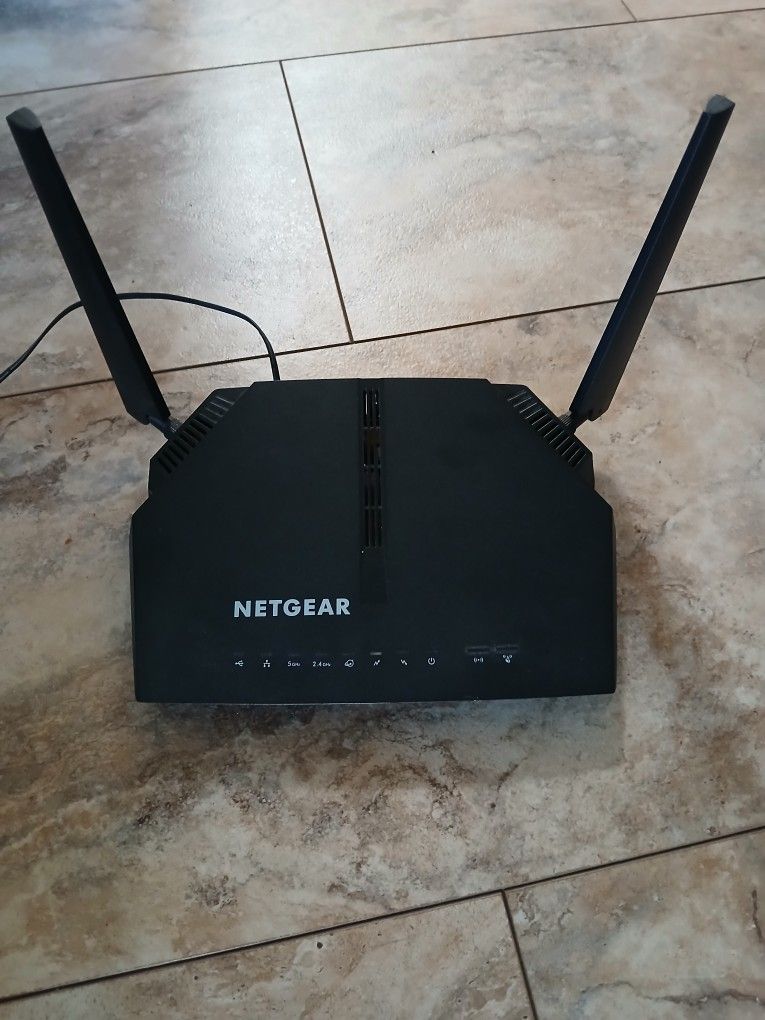 Netgear C6220 Modem Router