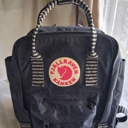 FjallRaven Kanken Backpack (Mini)