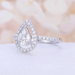 "Hollow Pear Gemstone Zircon Elegant Water Drop Rings for Women, EVGG1290
 
   Thumbnail