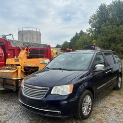 2013 Chrysler Town & Country