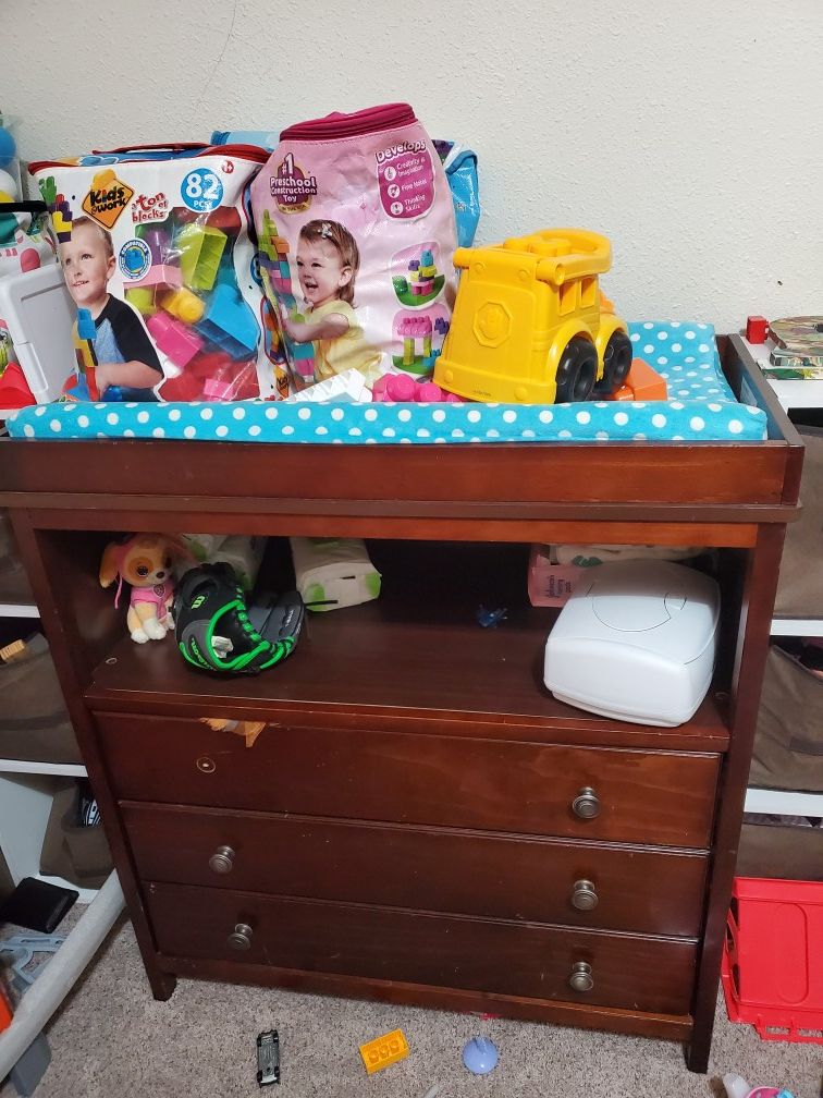 Changing table