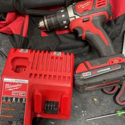 Milwaukee 18v Drill