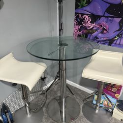 glass table with chairs 