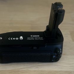 Canon Battery Grip BG-E7