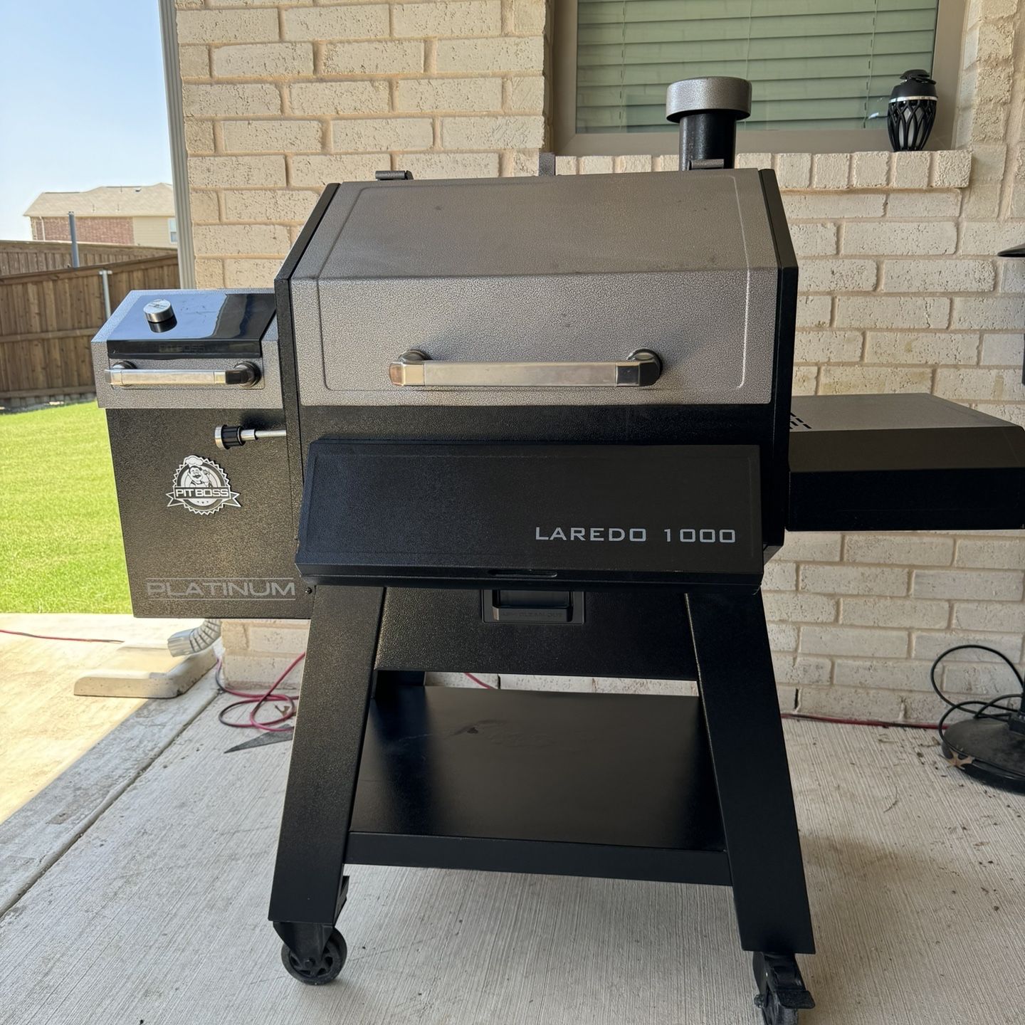 Pit Boss Platinum Laredo 1000 Pellet Grill PB1000PL- Used & WORKS! for Sale  in Haslet, TX - OfferUp