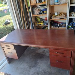 7 Piece Office Furniture Set Plus Chair