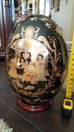 Large decorative egg