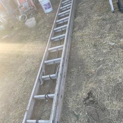 24 Extension Ladder,Escalera De Banda