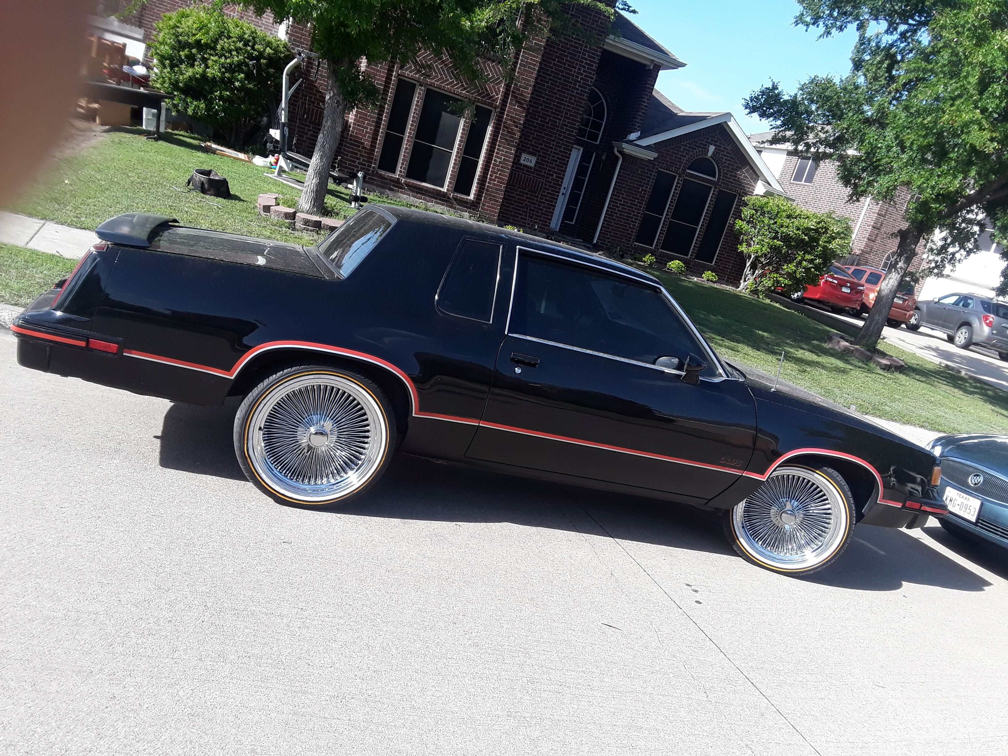 1987 Oldsmobile cutlass salon.... Euro Front clip & bucket seats.