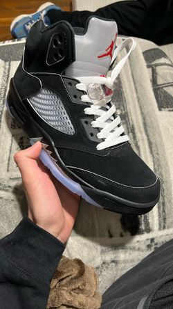 Jordan 5 Metallic Reimagined (2025)