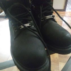 Size 61/2 Harley Davidson Boots