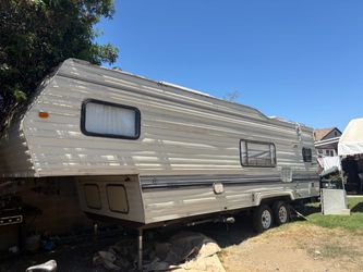 1994 Fifth Wheel Travel Trailer RV