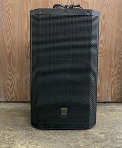EV Electro-Voice ZLX-12BT Powered PA Speaker – Good Condition