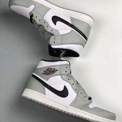 Jordan 1 Mid Light Smoke Grey
