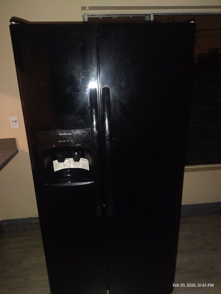 Fridge Works Excellent